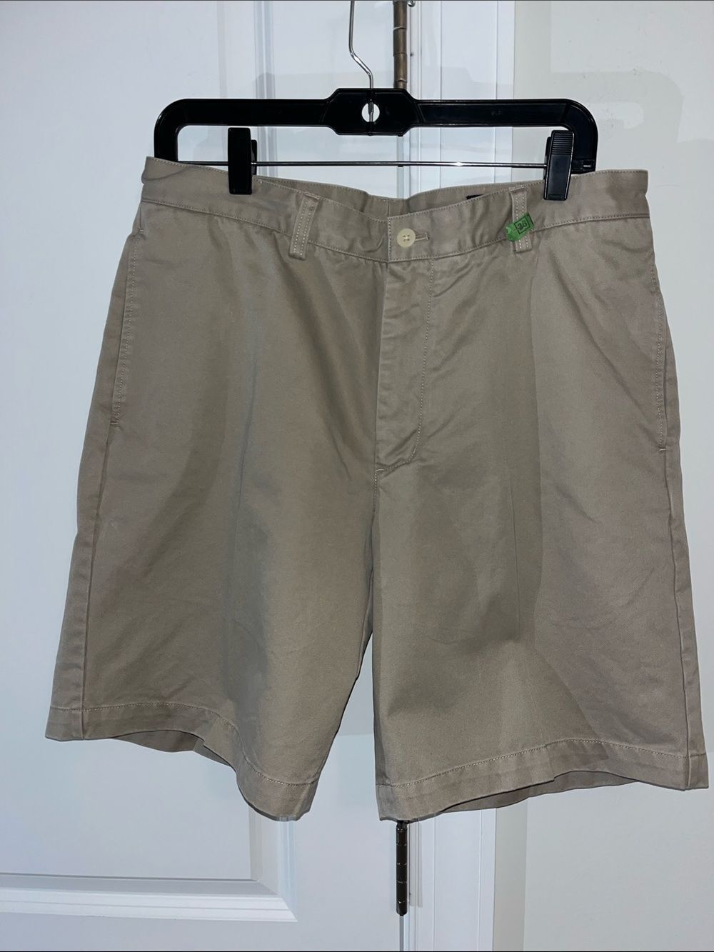Vineyard Vines Tan Taupe 9” Chino Golf Yacht Sail Club Model shorts 34